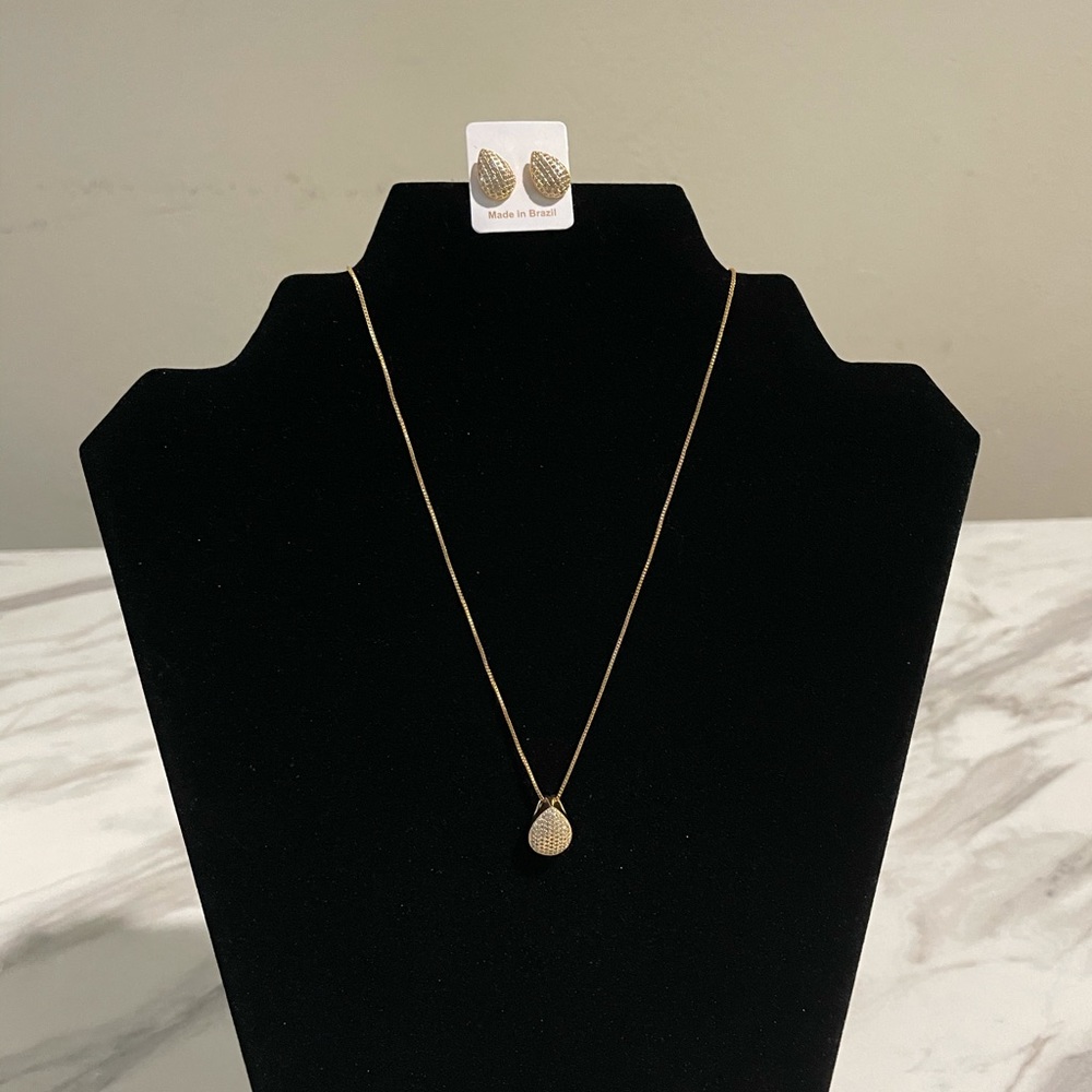Drop necklace set